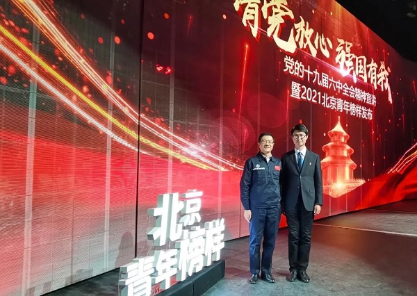 年终1.jpg