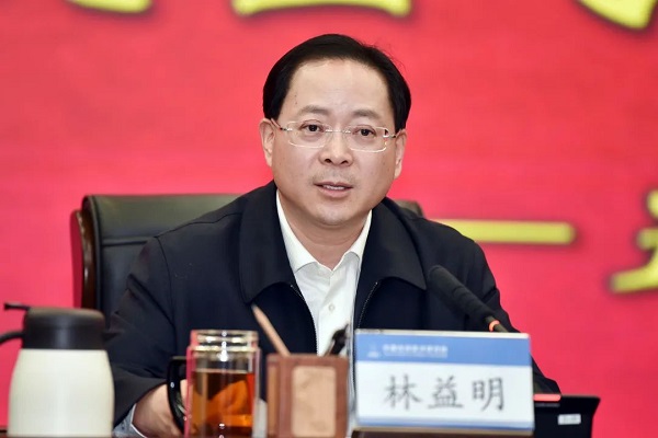 报告会2.jpg